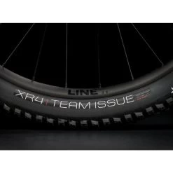 2024 Trek Roscoe 7 Black 9 2024 Trek Roscoe 7 Black -Bicycle Equipment Store trek 2024 trek roscoe 7 black 4